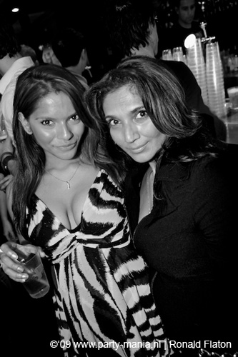 090228_141_expornstar_paard_ronald_partymania