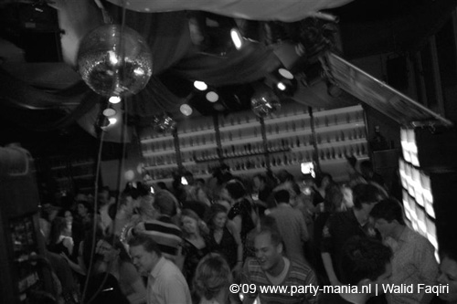 090307_046_leparis_we_all_love_80&90_partymania