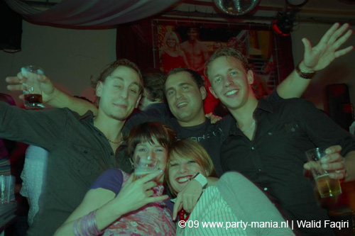 090307_048_leparis_we_all_love_80&90_partymania