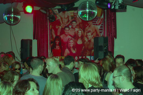 090307_055_leparis_we_all_love_80&90_partymania