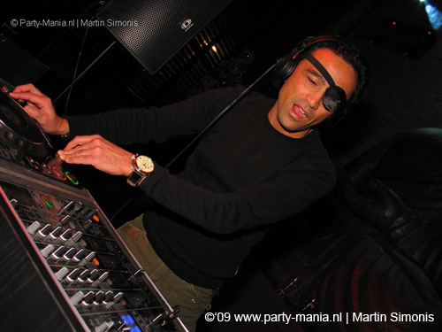 090307_000_spize_me_partymania