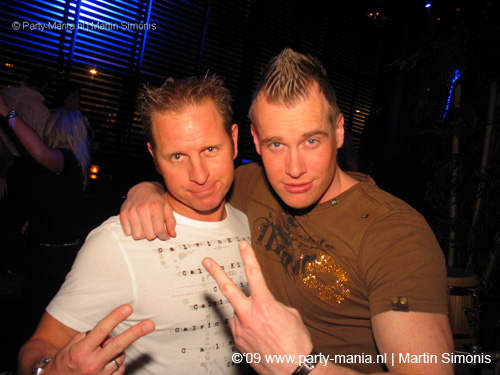 090307_074_spize_me_partymania