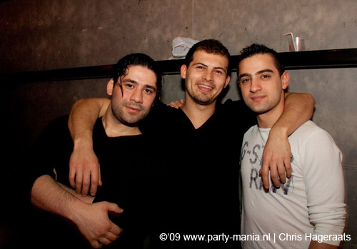 090312_054_no_partymania