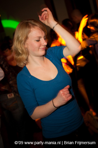 090321_026_supalova_partymania