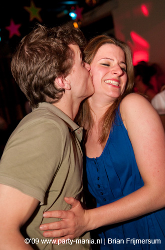 090321_031_supalova_partymania