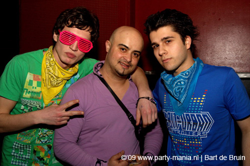 090321_041_supa_lova_partymania