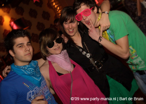 090321_055_supa_lova_partymania