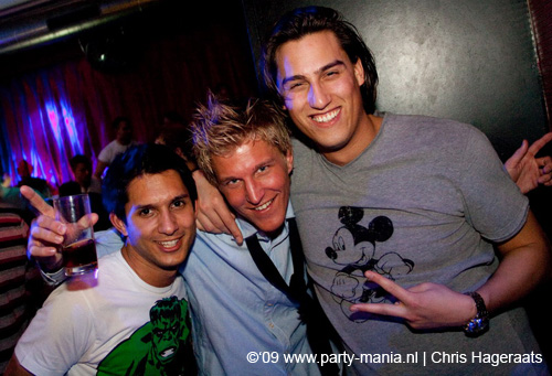 090328_060_onefour_partymania