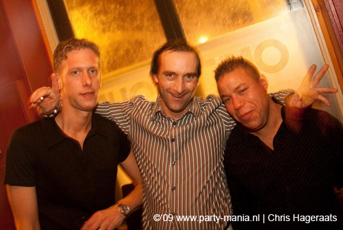 090328_062_onefour_partymania