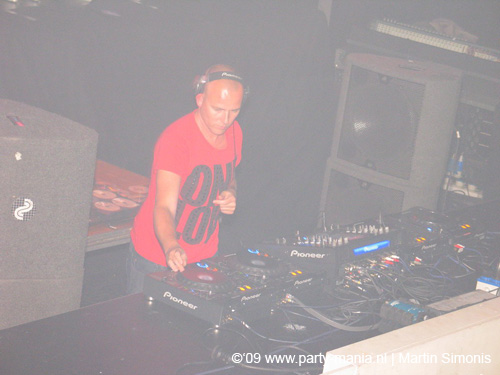 090403_053_this_is_sander_kleinenberg_partymania