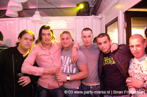 090404_046_los_partymania