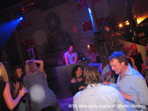 090404_005_spize_me_partymania