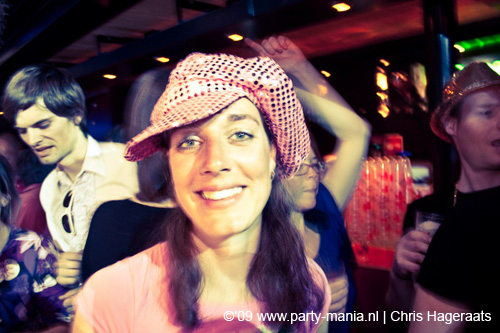 090410_022_glitterclub_partymania