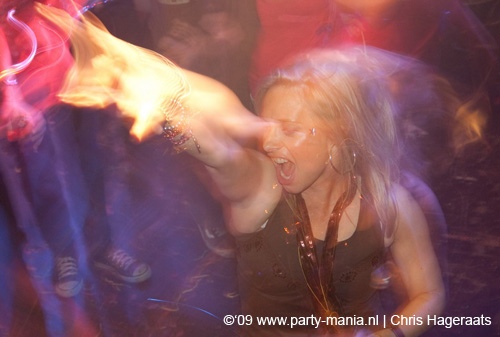 090410_083_glitterclub_partymania