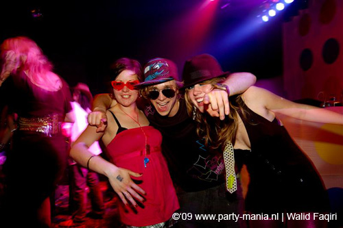 090410_006_glitterclub_partymania