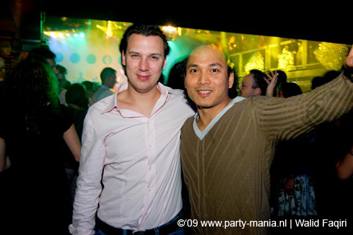 090410_017_glitterclub_partymania