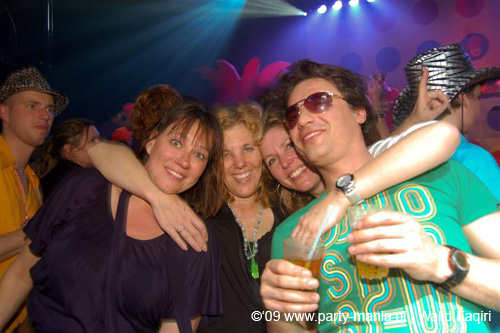 090410_047_glitterclub_partymania