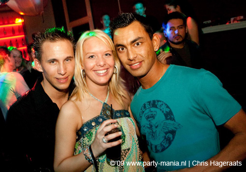 090411_039_madhouse_partymania