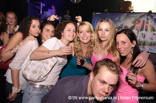 090412_007_los_partymania