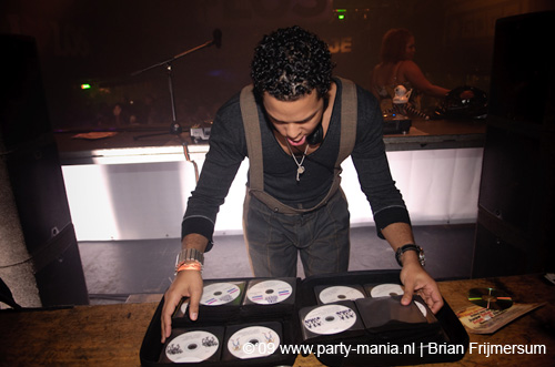 090412_022_los_partymania
