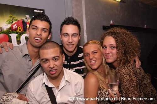 090412_030_los_partymania