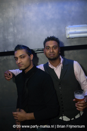 090412_036_los_partymania