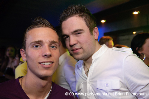 090412_039_los_partymania