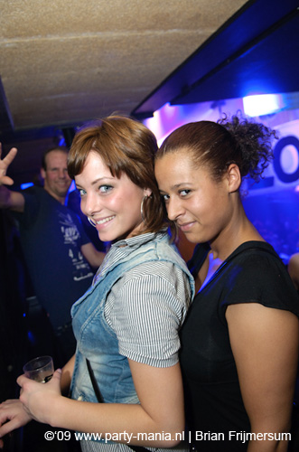 090412_040_los_partymania