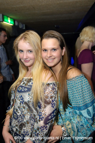 090412_041_los_partymania
