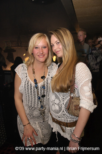 090412_053_los_partymania