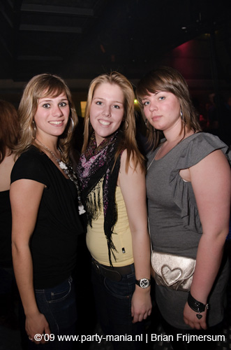 090412_057_los_partymania