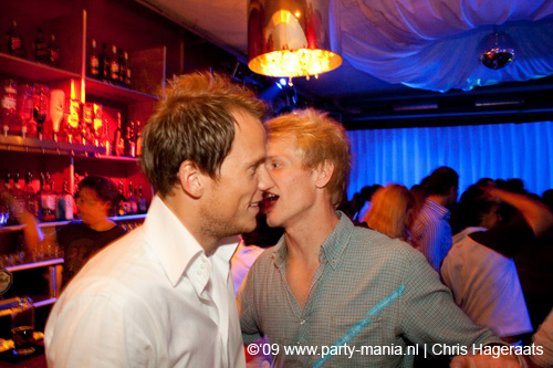 090412_054_remy_onefour_partymania