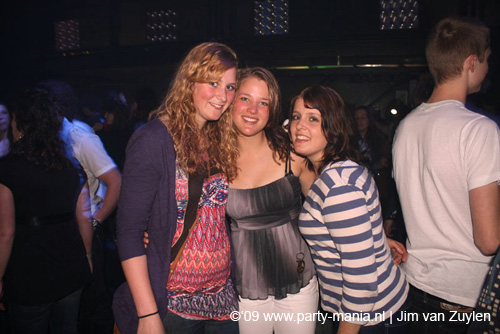 090416_004_paard_no_partymania