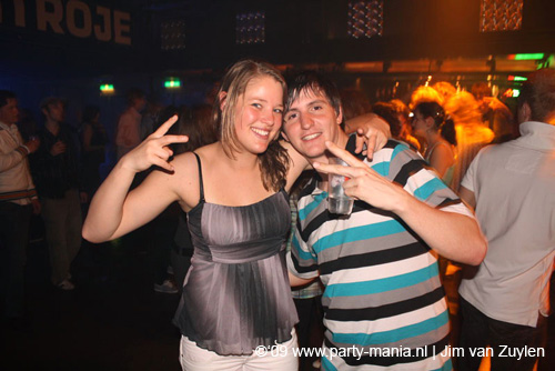 090416_015_paard_no_partymania