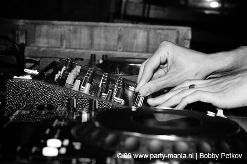 090417_010_havana_partymania