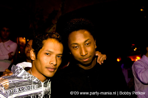 090417_035_havana_partymania