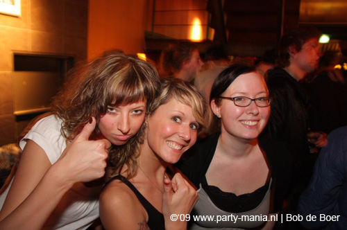 090417_030_supermarkt_partymania