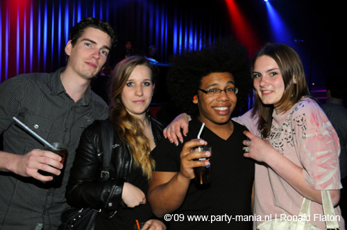 090423_007_paard_no_partymania