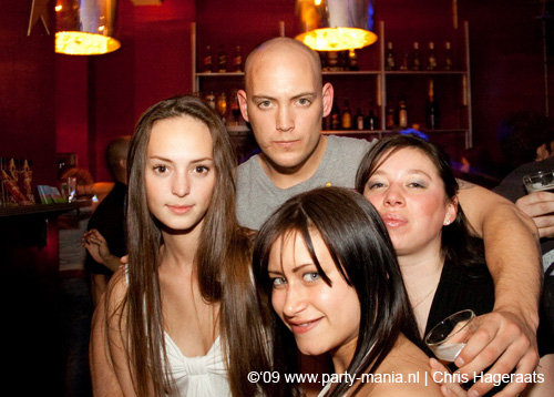 090424_012_ben_je_minimal_partymania