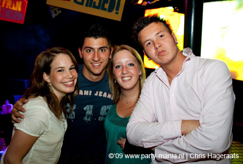 090425_024_franchise_partymania