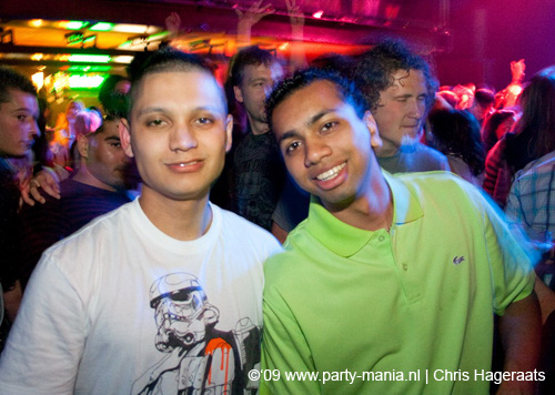 090425_038_franchise_partymania