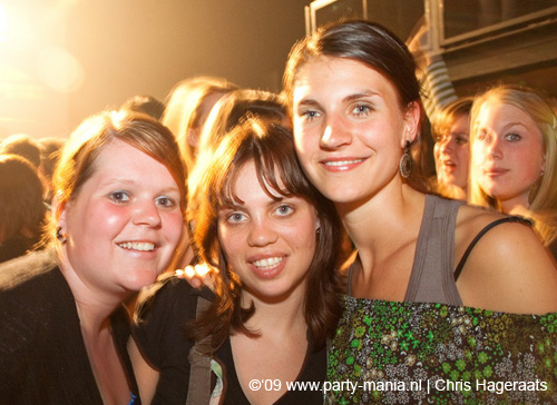 090425_102_franchise_partymania