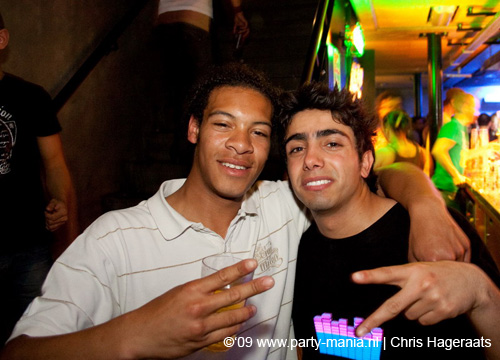 090425_130_franchise_partymania