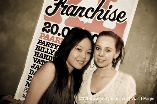 090425_000_franchise_partymania