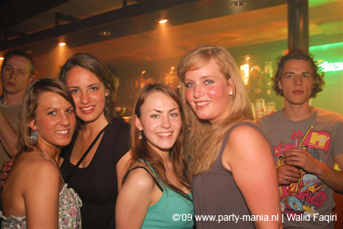 090425_087_franchise_partymania