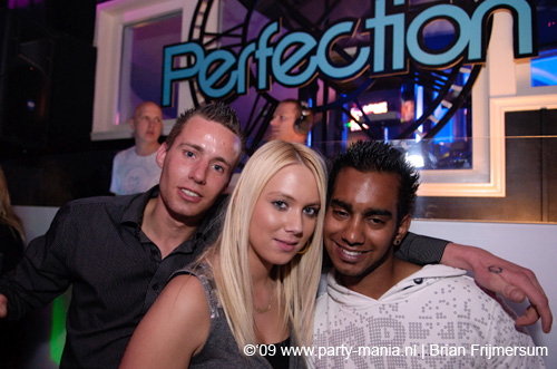 090425_034_perfection_partymania