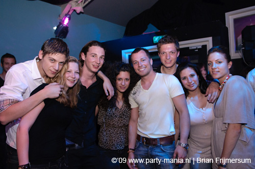 090425_037_perfection_partymania