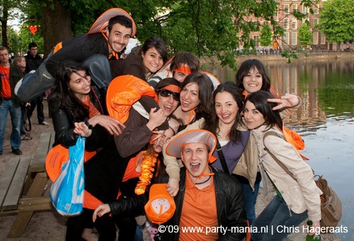 090429_005_koninginnenach_partymania