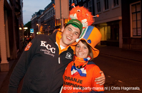 090429_031_koninginnenach_partymania