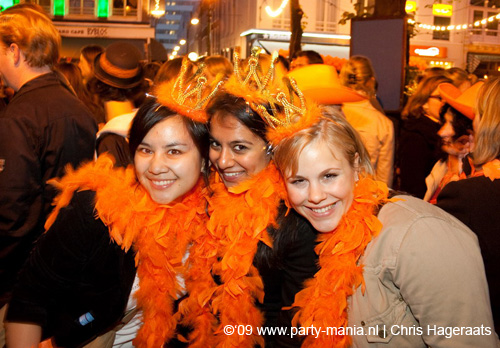 090429_038_koninginnenach_partymania